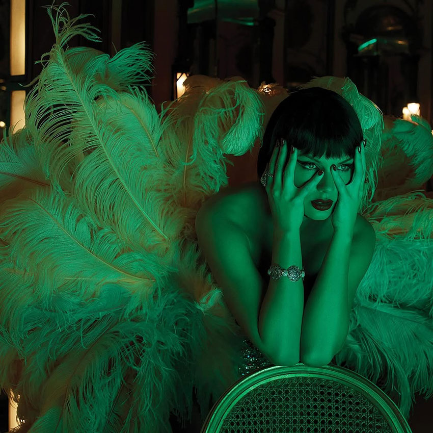 Промо-фото для альбома «The Life of a Showgirl» (2025)/ Фото: соцсети Тейлор Свифт