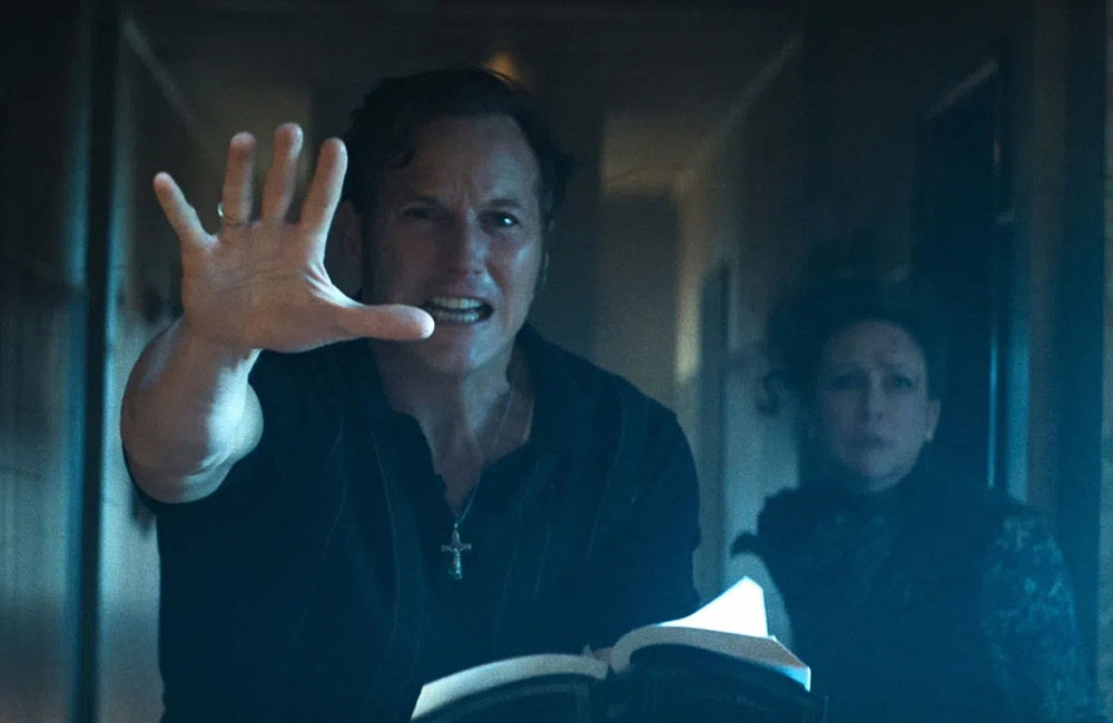 Кадр из фильма «Заклятие 4: Последний обряд» (2025)