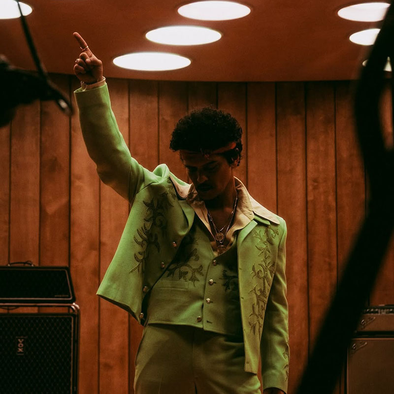 Бруно Марс, промо-фото для альбома «The Romantic» (2026)/ Фото: соцсети Бруно Марса