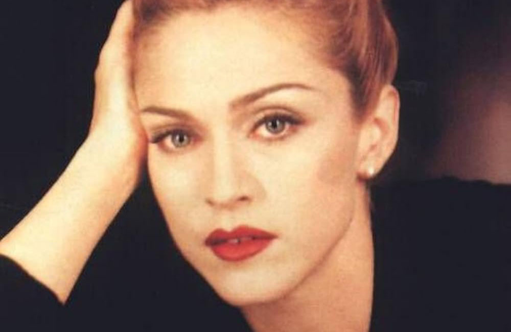 Мадонна в клипе «You'll See» (1995)