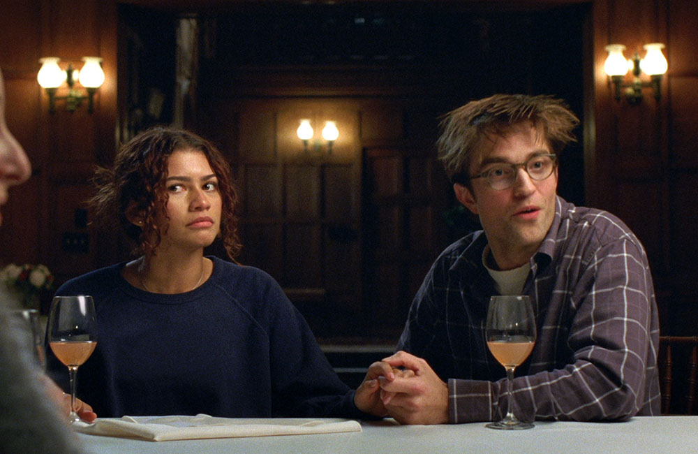 Кадр из фильма «Вот это драма!» (2026)/ A24